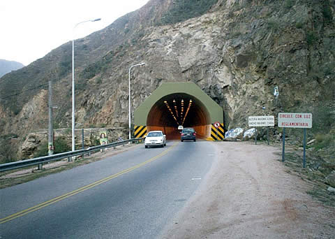 Túnel a Sanagasta