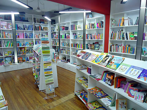 Librer&iacute;a Santa Marta
