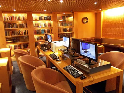 A Europa en barco, auto y avi&oacute;n