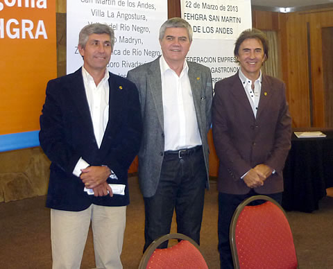 El coordinador de la Región Patagonia, Marcelo Veiga; el presidente de FEHGRA, Roberto Brunello y Hugo Fernández Zamponi.