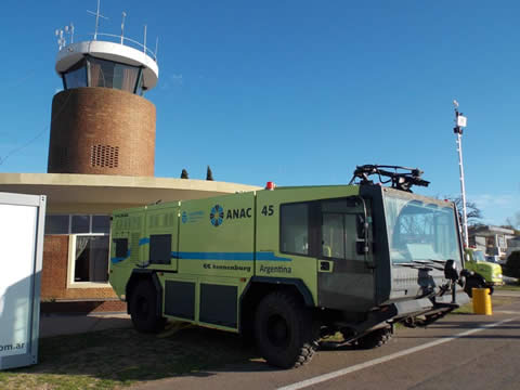veh&iacute;culo de extinci&oacute;n de incendios y rescate