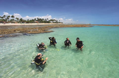 Playas paradis&iacute;acas y buceo nocturno en Porto de Galinhas