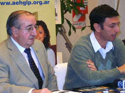 FOTO: Ams&eacute; - Izcue